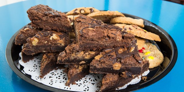 Assorted Chocolate Chip Cookies & Brownies
