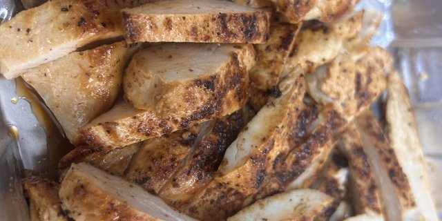 Sliced Lemon-Pepper Chicken Breast