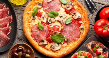 Zuccarelli's Pizza