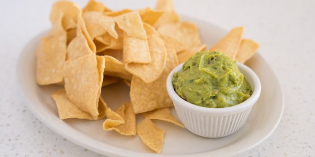 Chips & Guacamole