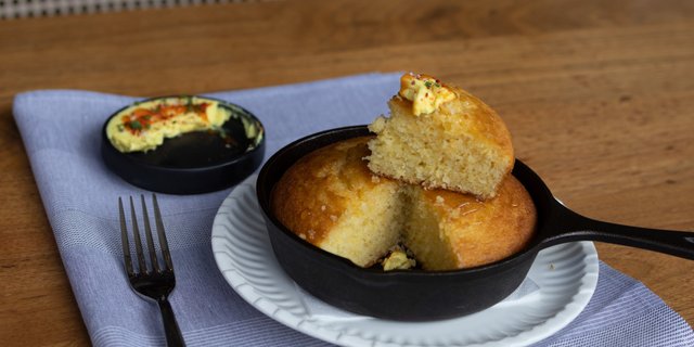 Skillet Cornbread