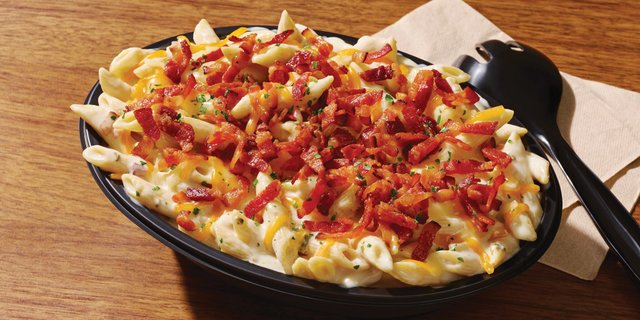 Four-Cheese Mac & Cheese w/ Bacon