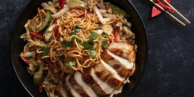 Thai Peanut Salad