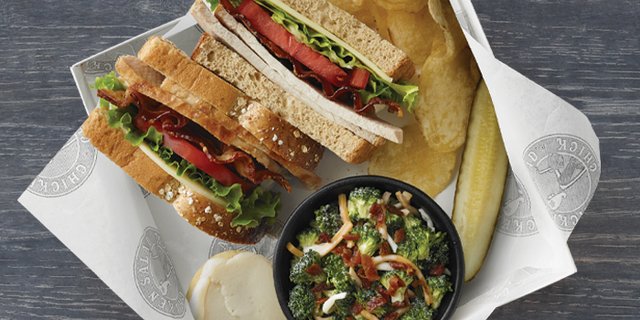 Signature Sandwich Boxed Lunch (2 Sides)