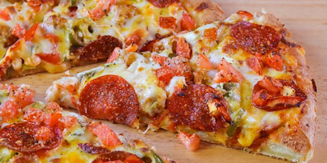 Tropical Heat Pizza