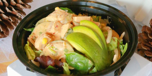 Chicken Avocado Salad Bowl