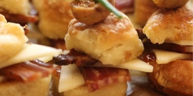 Bacon, Cheddar, & Fig Mini Biscuits