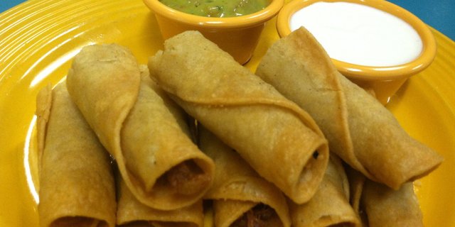 Chicken Taquitos Tray