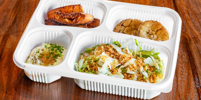 Shawarma Chicken Caesar Salad Box