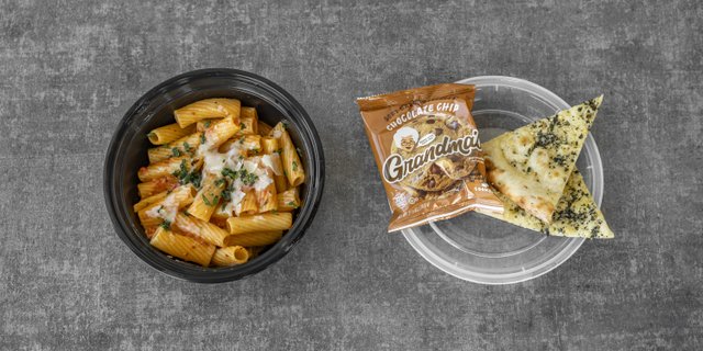 Rigatoni Alla Vodka Box