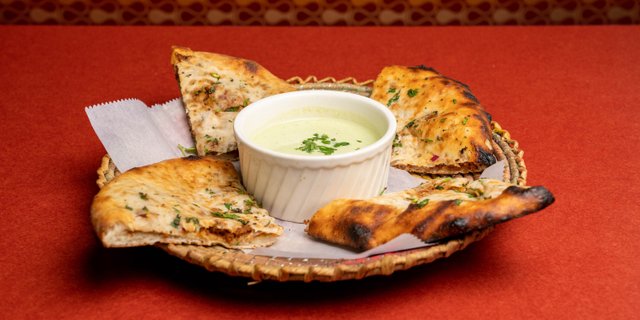 Sesame Naan