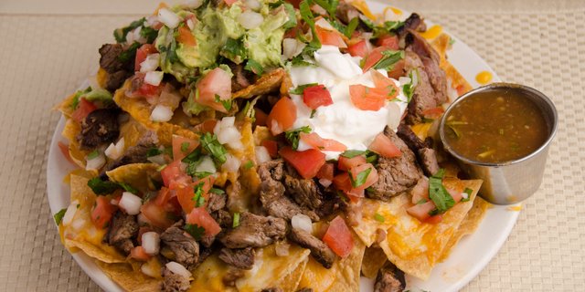 Lulu's Nachos Supreme