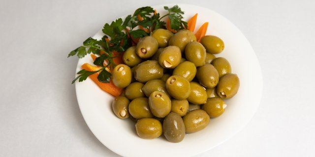Green Olives Stuffed w/ Almonds