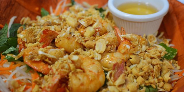 Mango Salad w/ Shrimp