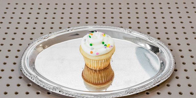 White Velvet Cupcake