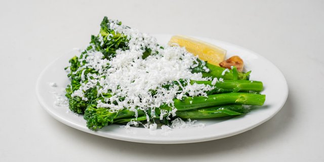 Slow-Cooked Broccolini