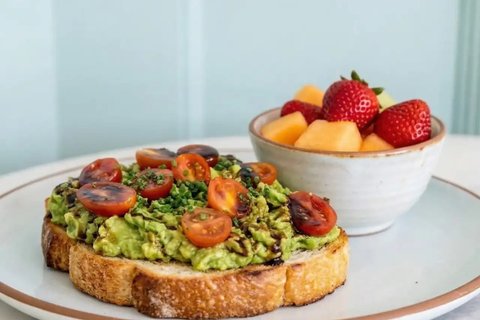 Avo + Toast