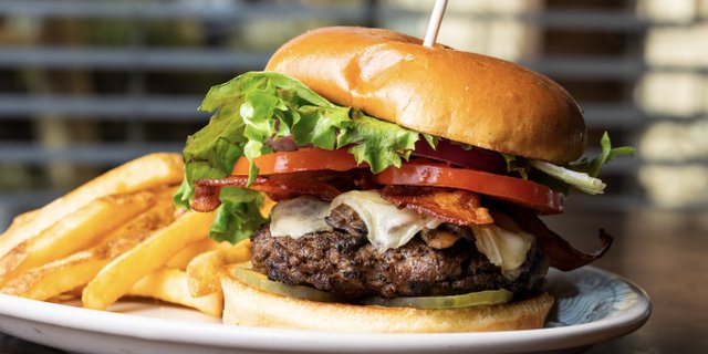 Mike’s Burger Bar
