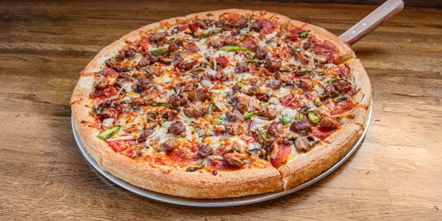 16" Kouzina Special Pizza