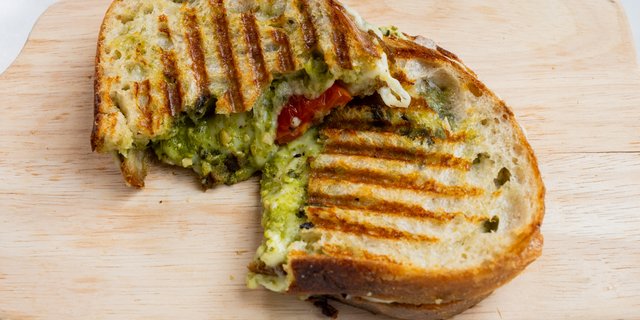 Pesto Grilled Cheese Sandwich