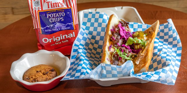 Signature Sandwich Box
