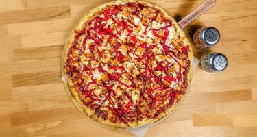 Toss Pizza