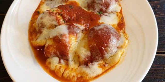 Stuffed Shells Tray
