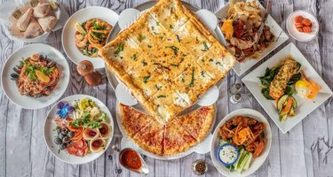 La Famiglia Ristorante & Pizzeria