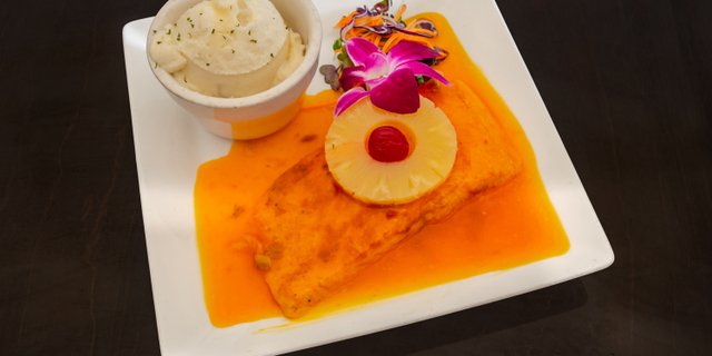 Pineapple Salmon