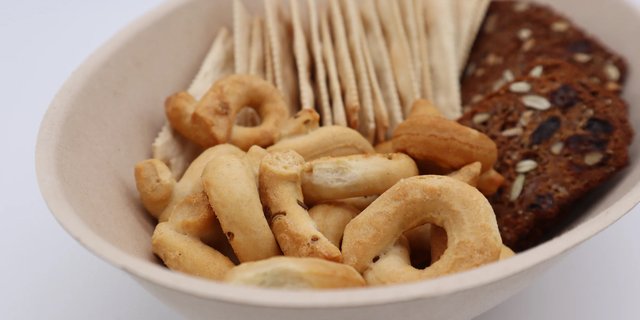 Assorted Cracker Bowl