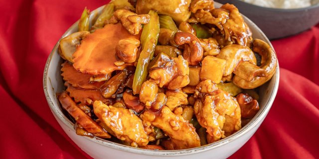 Cashew Chicken
