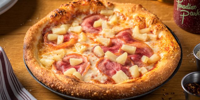 Hawaiian Pizza