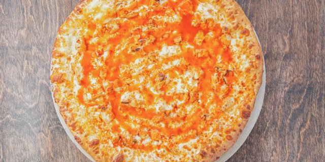 Frank's Buffalo Chicken Pizza