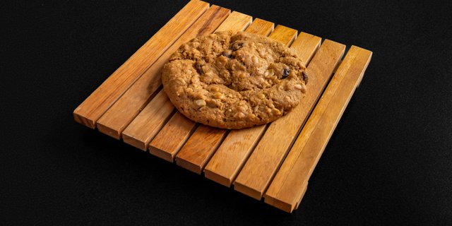 Dozen Oatmeal Raisin Cookies