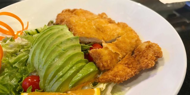 Chicken Crunch Salad