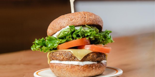 Signature Burger Boxed Lunch