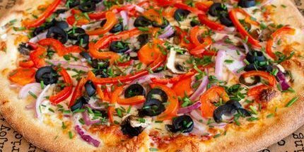 Large Supreme Veggie Pizza