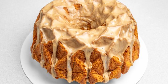 Lemon Zest Vanilla Bundt Cake