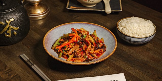 Shredded Pork w/ Spicy Garlic Sauce