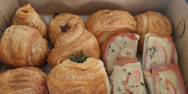 Savory Petite Croissant Box