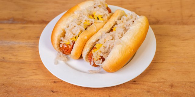 2 Queen City Hot Mett Boxed Lunch