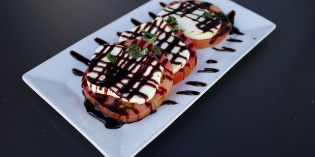 Mozzarella Caprese