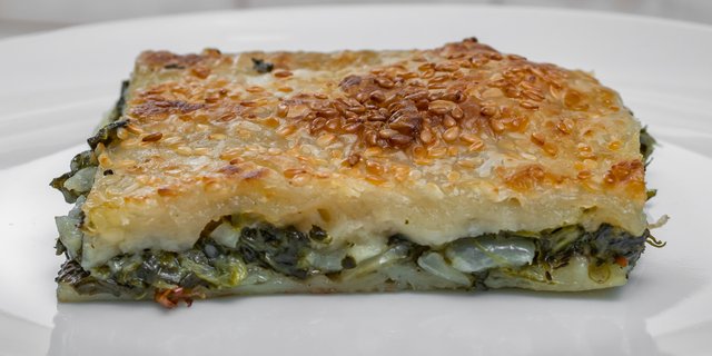 Spanakopita (Spinach & Feta)