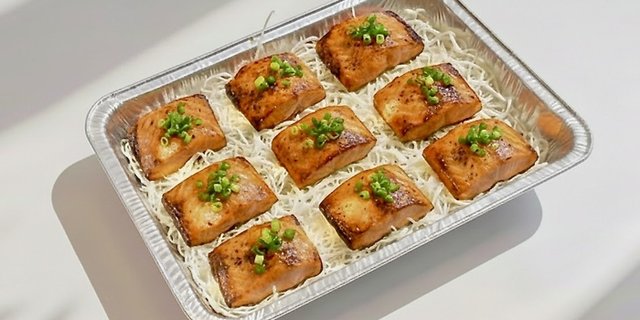 Salmon Teriyaki Tray