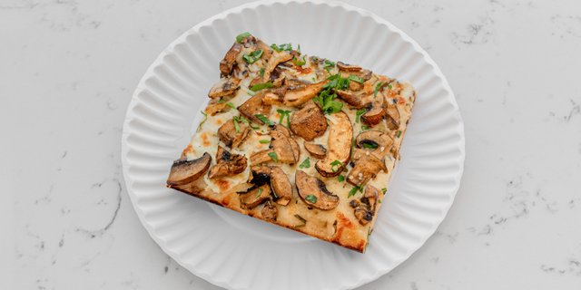 Wild Mushrooms & White Truffle Oil Pizza