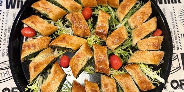 Spinach & Cheese Puff Pastry