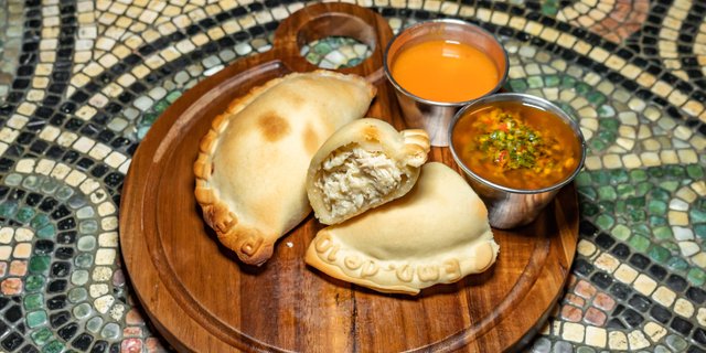 Chicken Bechamel Empanada