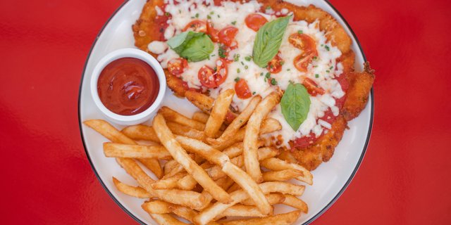 Individual Milanesa Caprese