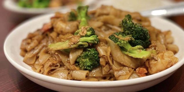 Pad See Ew