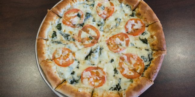 Margherita Hand-Tossed Pizza